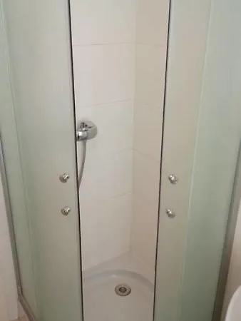 شقة Stanka